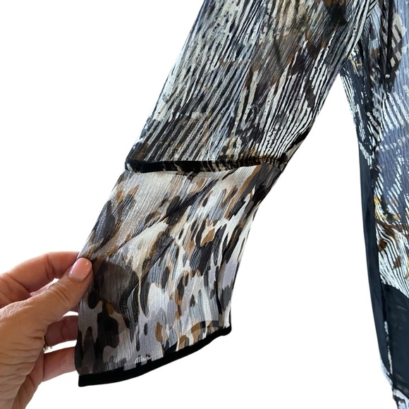 Chico's Travelers Sheer Long Cardigan Duster Size L Animal Print Lightweight - Picture 5 of 12